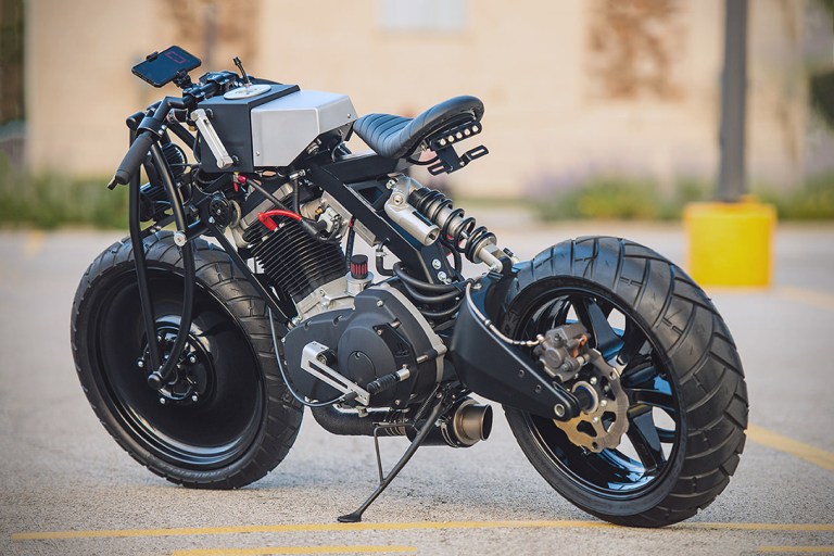 Buell-Blast-Project-2-By-DesmoBIBU-Custom-Cycles-03